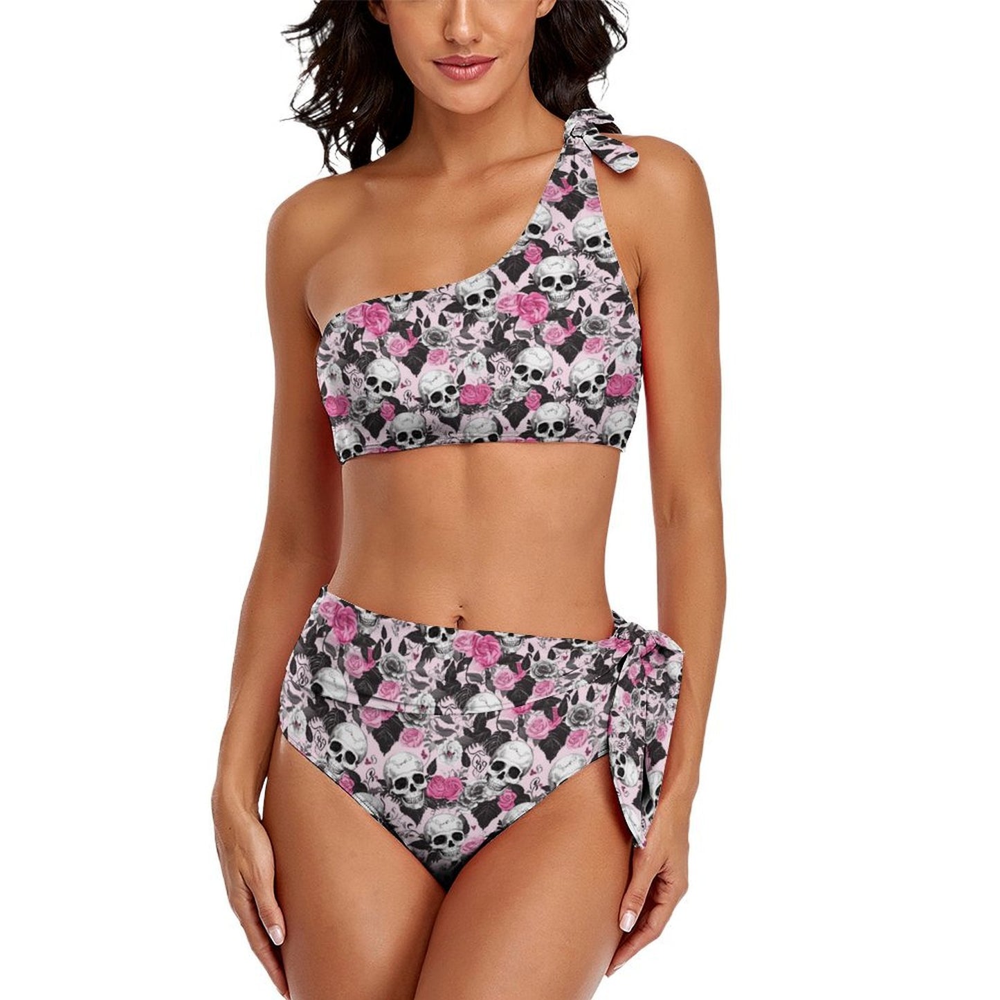 Deadly But Cute Bikini Swimming Suit for Woman